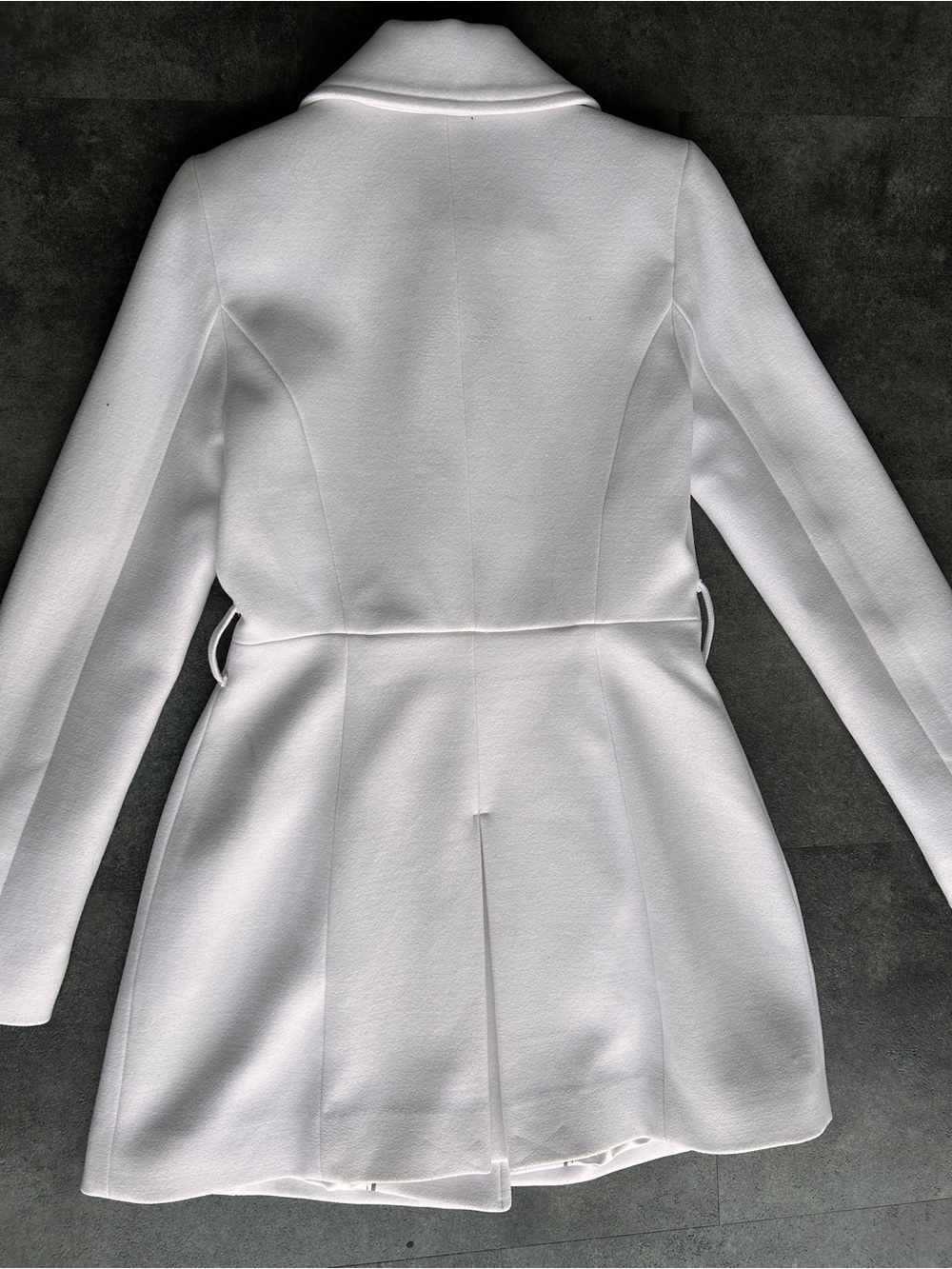 Le Château White Double-Breasted Belted Trench Coat (Wool) - Picture 9 of 11